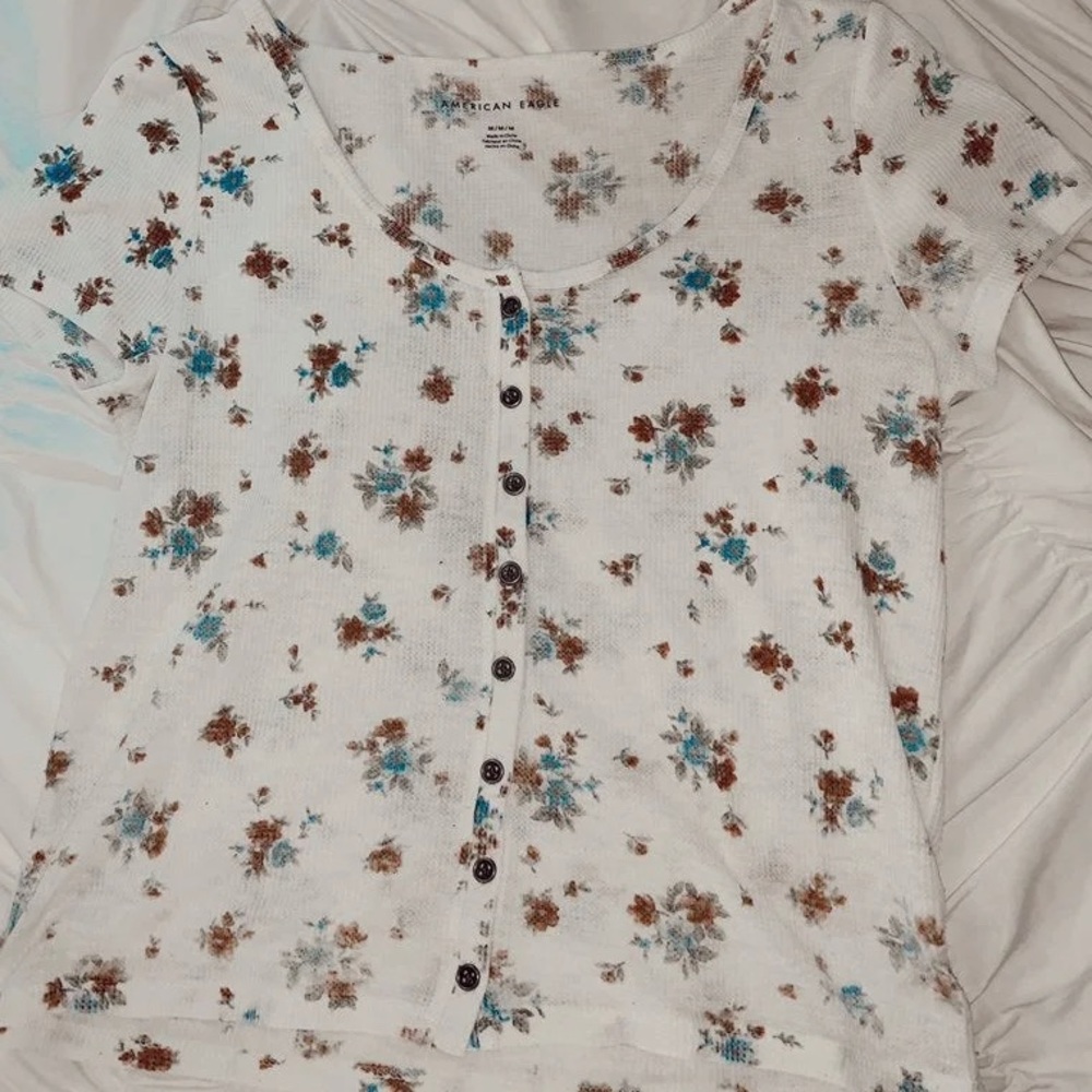 american eagle flower button-up top